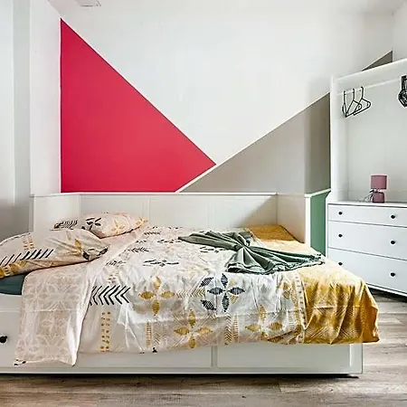 Big House 12 P- 4rooms 2bathrooms- Near Lille Roubaix