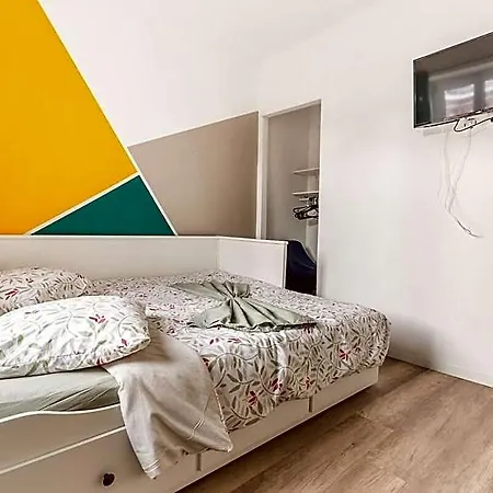 Hotell Big House 12 P- 4rooms 2bathrooms- Near Lille Roubaix